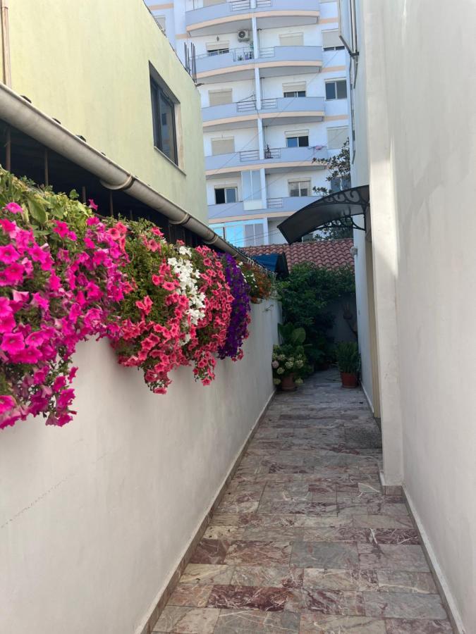 Guesthouse Cami Durrës Exterior foto