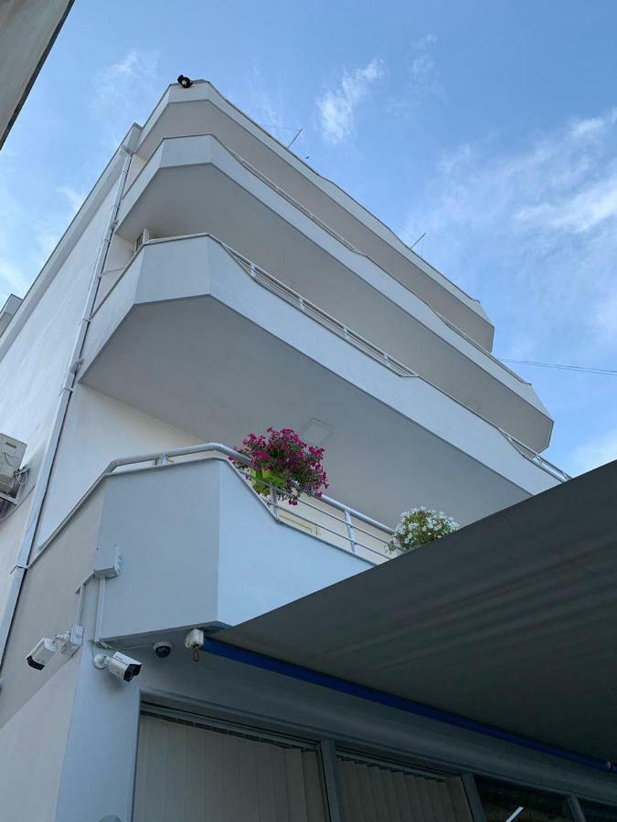 Guesthouse Cami Durrës Exterior foto